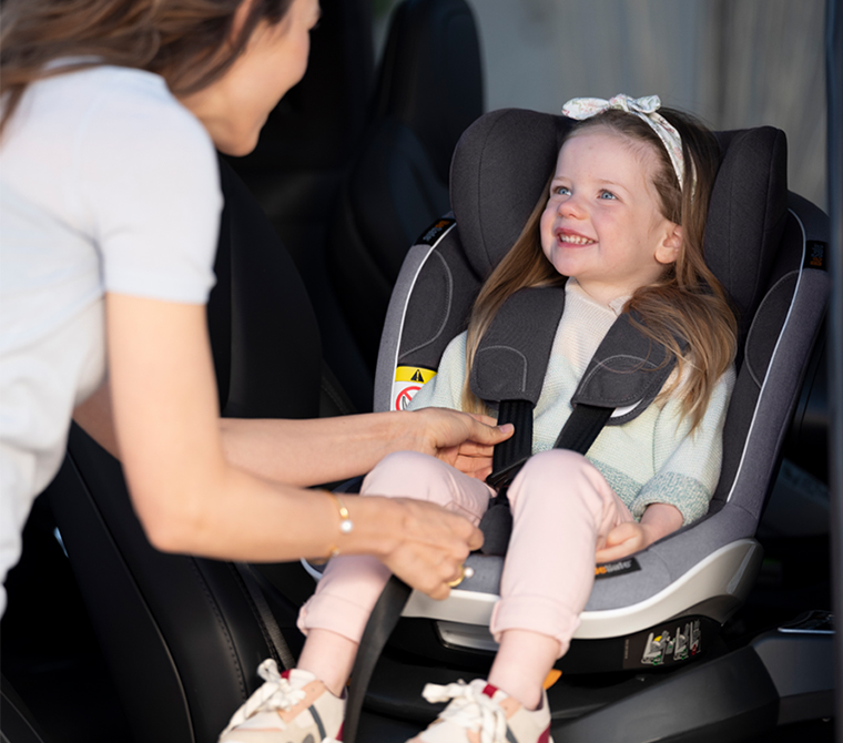 bilsete med liten jente, besafe bilsete